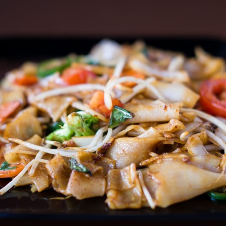 Delicious Drunken Noodles